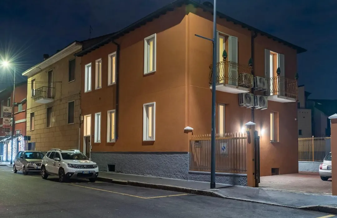 Leader Apartment 3 - Monzino - Hockey Msg Arena - Linate --1